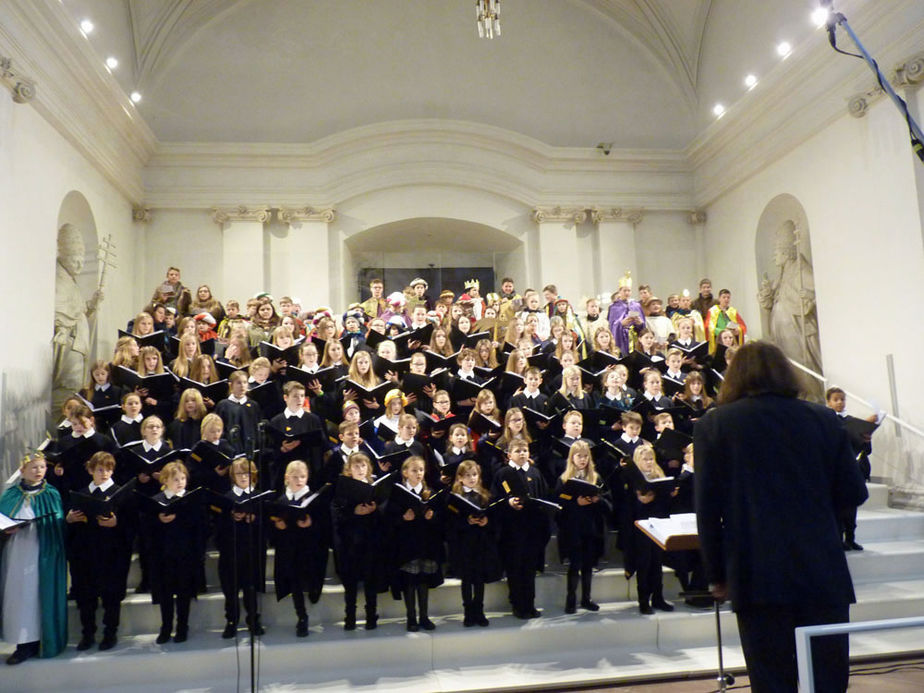 Bundesweite Eröffnung der Sternsingeraktion in Fulda (Foto: Karl-Franz Thiede)